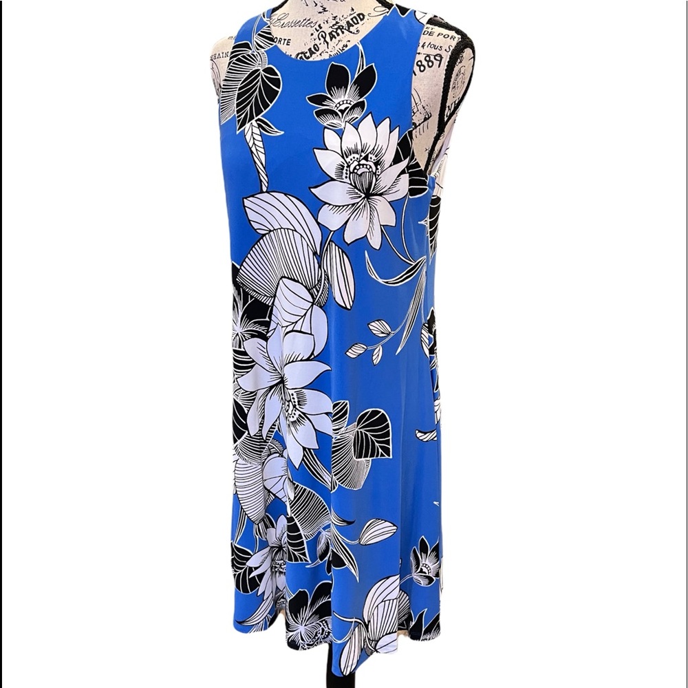 Kasper Dress - Picture 7 of 17